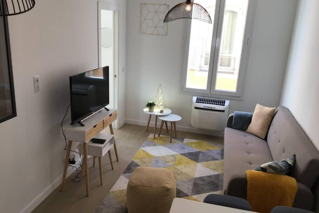 Appartement 2 Chambres Refait A Neuf, Climatise, A 2 Min De La Mer 니스 외부 사진