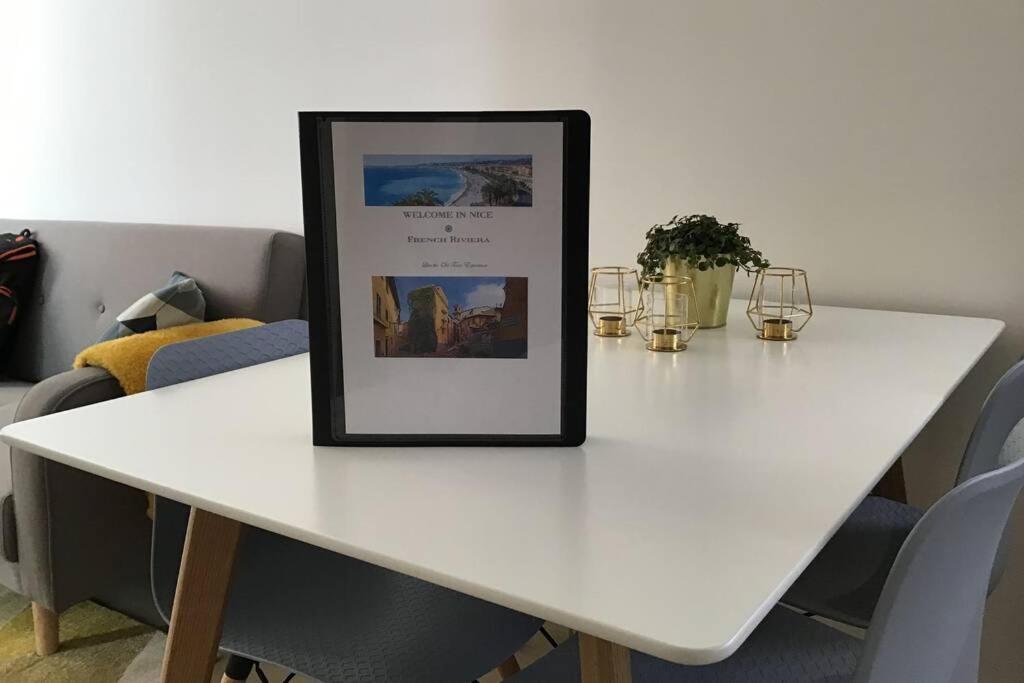 Appartement 2 Chambres Refait A Neuf, Climatise, A 2 Min De La Mer 니스 외부 사진