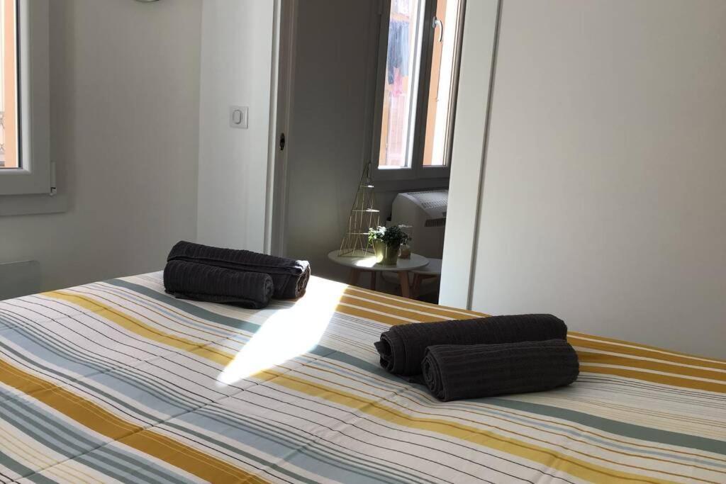 Appartement 2 Chambres Refait A Neuf, Climatise, A 2 Min De La Mer 니스 외부 사진